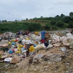 The landfill that has operated in the last 30 years, covers an area of about 13 hectares. About 600 scavengers 'working' on the site, collecting plastics, cartons, and other materials, which they can (re)sell.