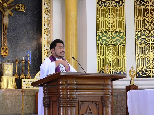 Fr Albert Alejo SJ at the SLB Anniversary Mass, 2015