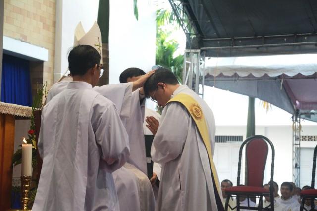 At the ordination mass in Vietnam (August 2015)