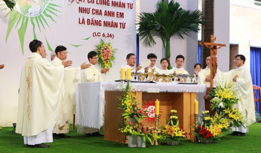 Vietnam ordinations August 2016