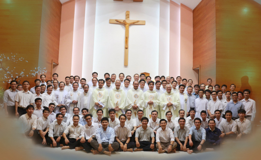 Jesuits in Vietnam at the installation of Fr Mam as Provincial