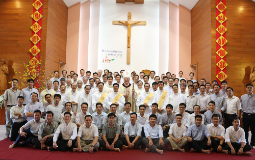 Jesuits in Vietnam at the diaconate ordination 2017