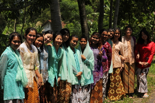 Magis pilgrims dressed in Javanese traditional costume