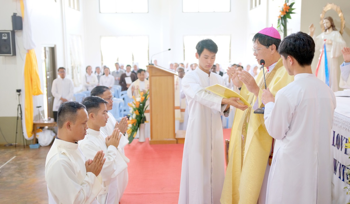 Celebrating the first Jesuit ordination in Taunggyi