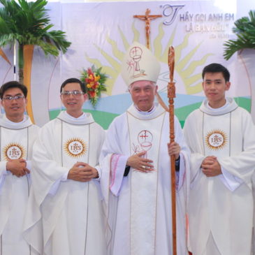 Five new Jesuit priests in Vietnam