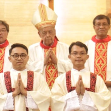 Two Jesuits ordained deacons in Indonesia