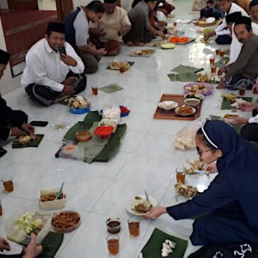 Immersing in Islamic communities in Central Java